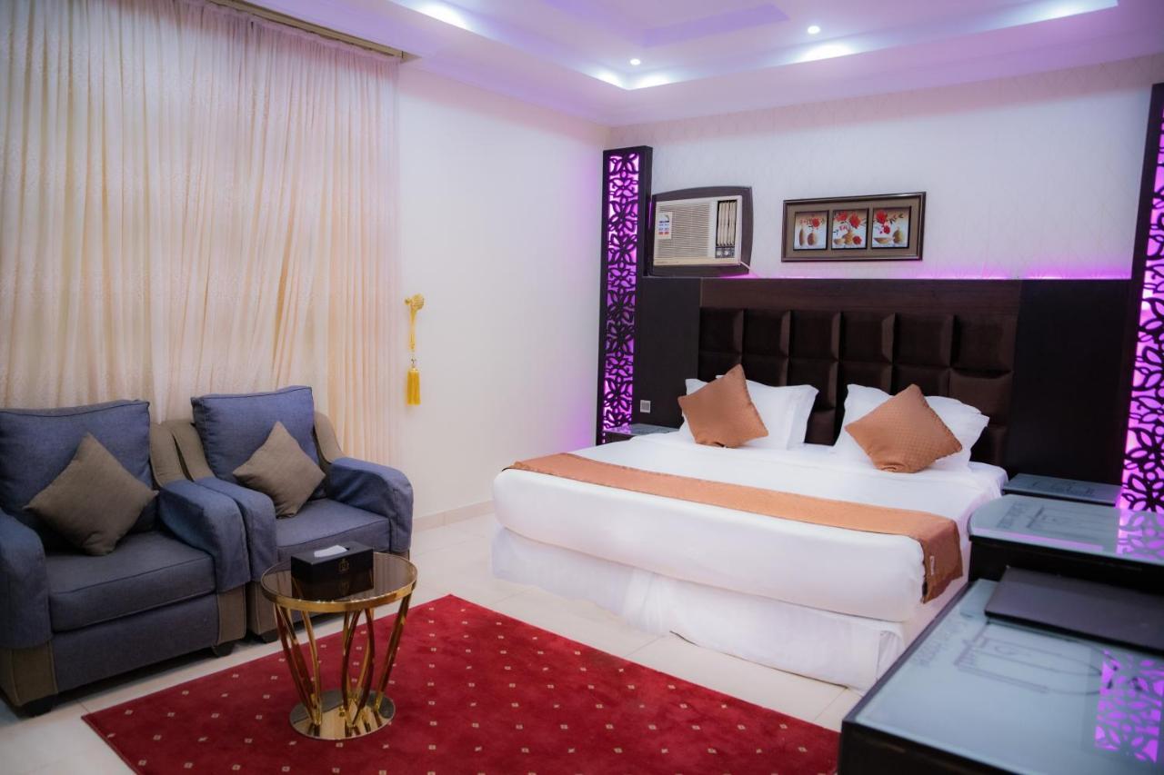 Al Sultan Hostel Jizan Extérieur photo